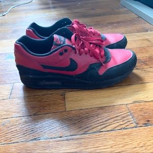 Nike Air Max 1 - Premium Leather